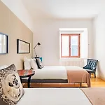Chiado Mercy Ii Apartamento *